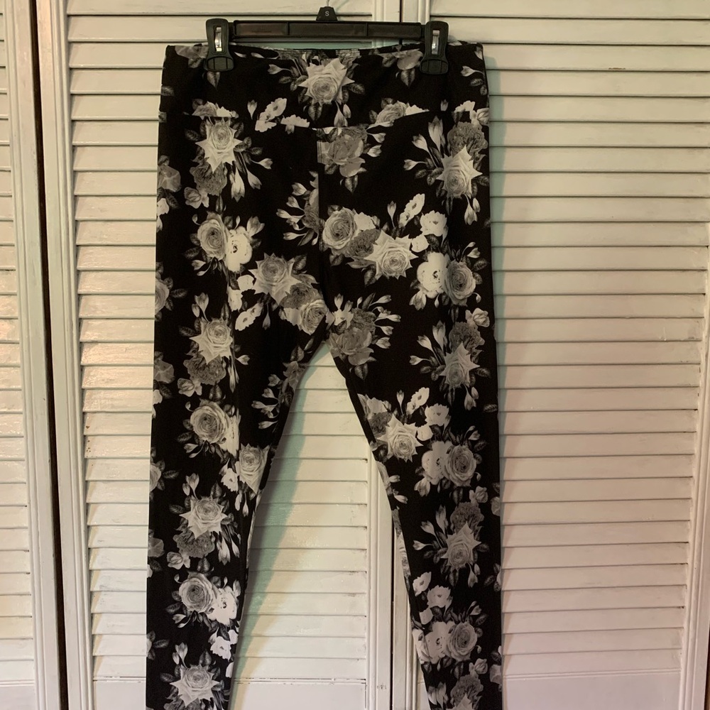 LuLaRoe Black and White Floral Leggings